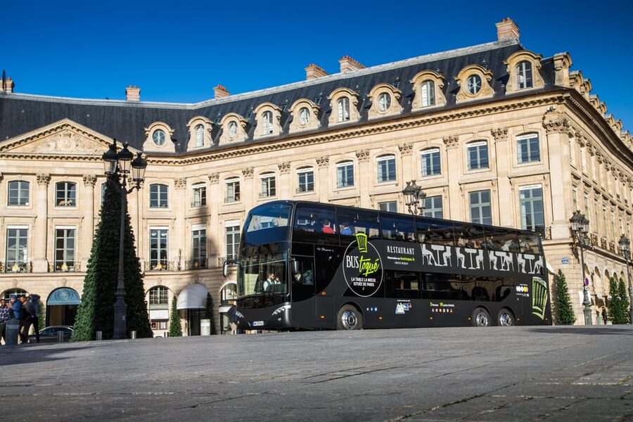 Bus Toqué Champs Elysées Tour w/ 3-Course Dinner & Champagne - Following the route through 96 Paris sights