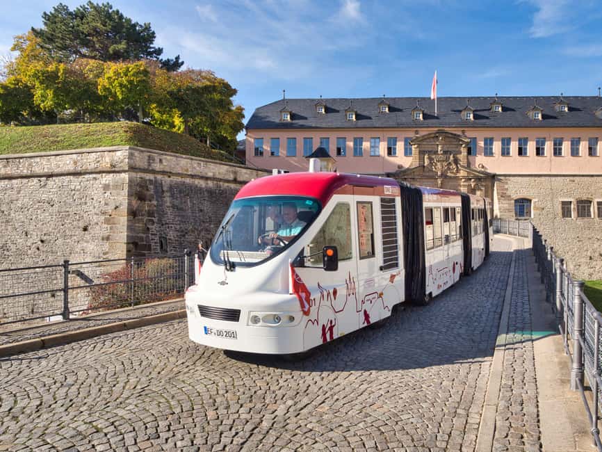 Bus tour through Erfurt's old town - A quick way to read Erfurt’s old town