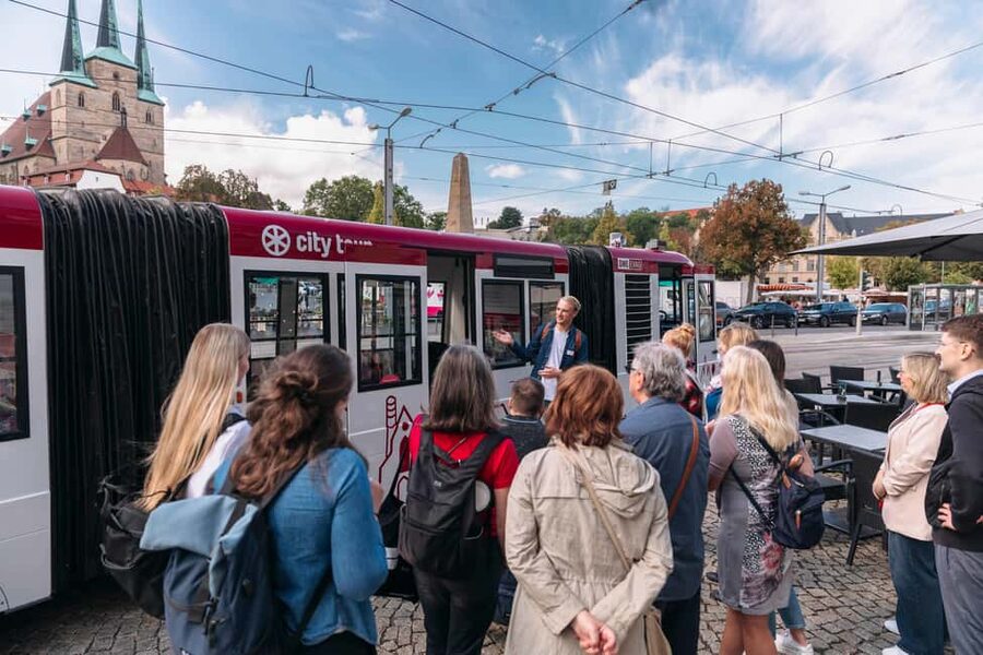 Bus tour through Erfurt's old town - Domplatz Süd and the cathedral hill