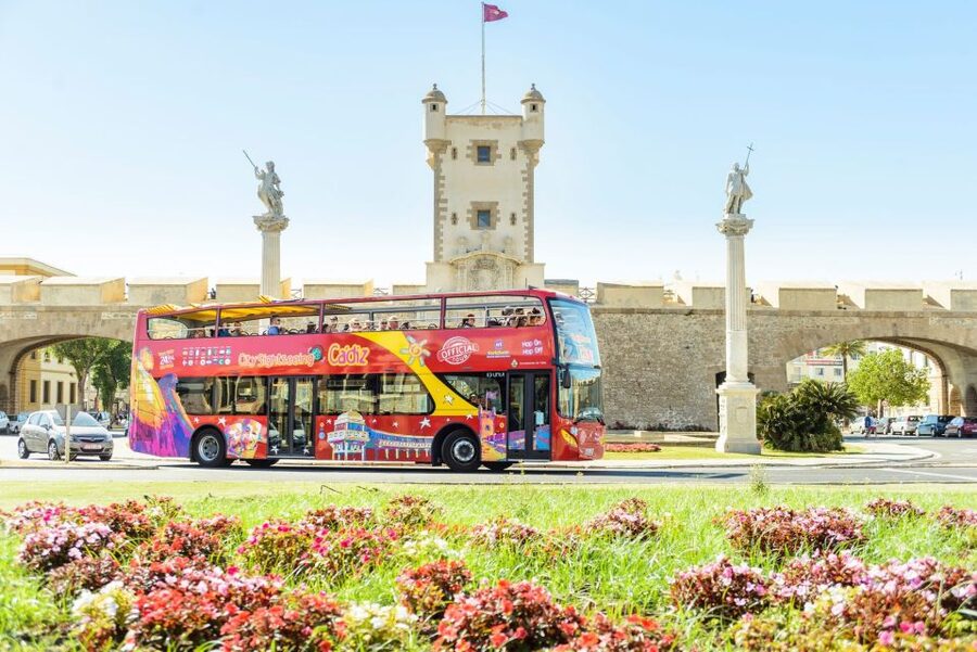 Cadiz: City Sightseeing Hop-On Hop-Off Bus Tour - The 75-minute circuit from Avenida del Puerto