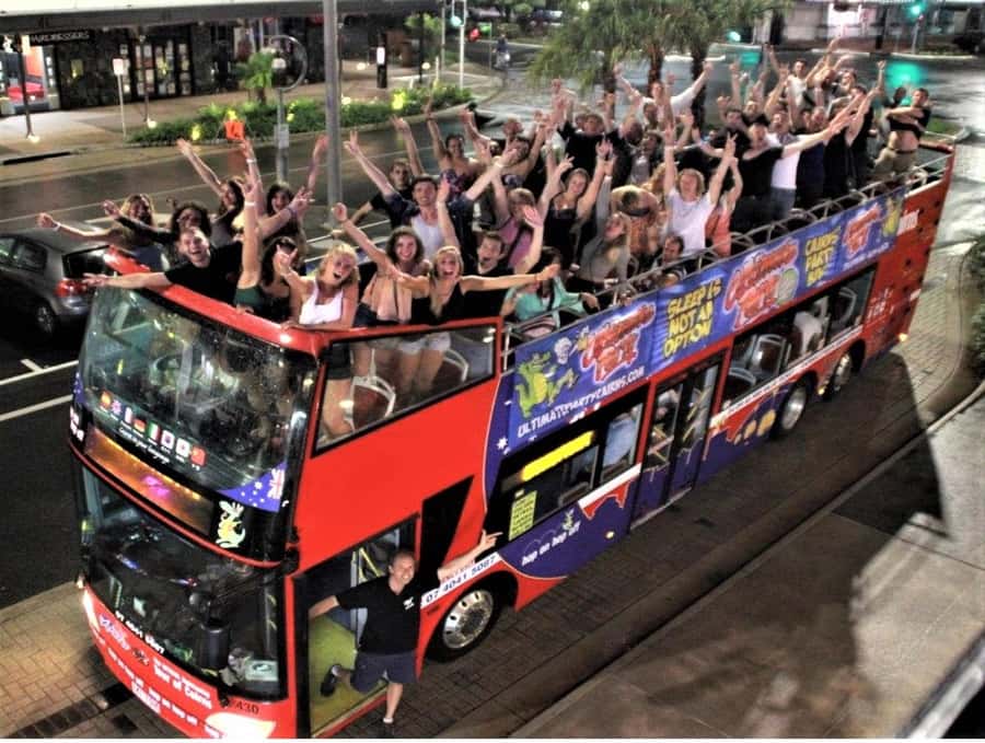 Cairns: Ultimate Party Bus with drinks included - Key points before you book