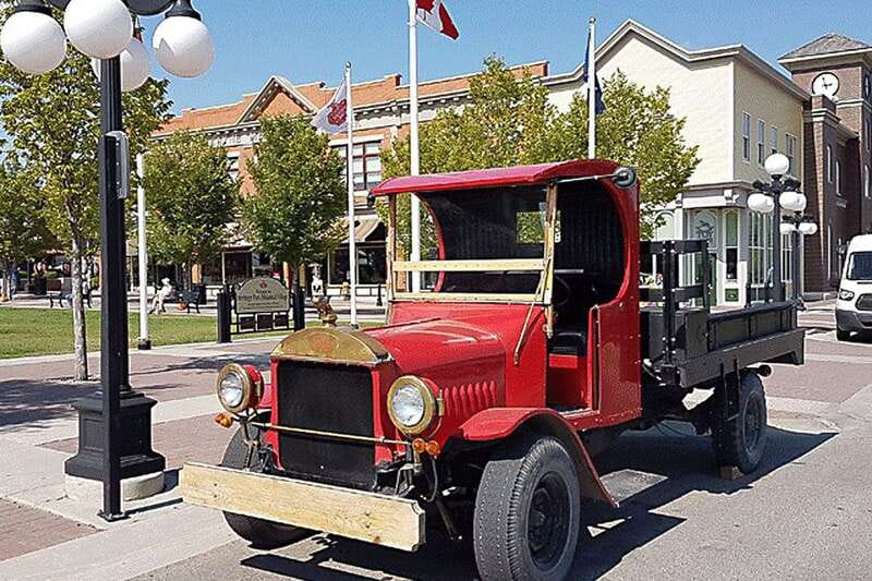 Calgary: 3.5-Hour Bus City Tour with Gasoline Alley Museum - Gasoline Alley Museum: the tour’s most unusual stop