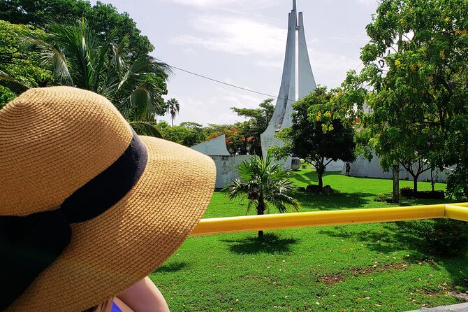 Cancun City Tour by Downtown and Turistic Hightlights on Open Bus - Plaza La Fiesta and the 700-tequila museum