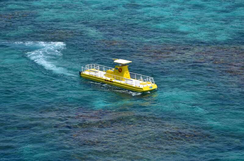 Cancún: Hop-on Hop-off Bus Tour with Submarine Trip - Aquaworld and the Subsee Explorer
