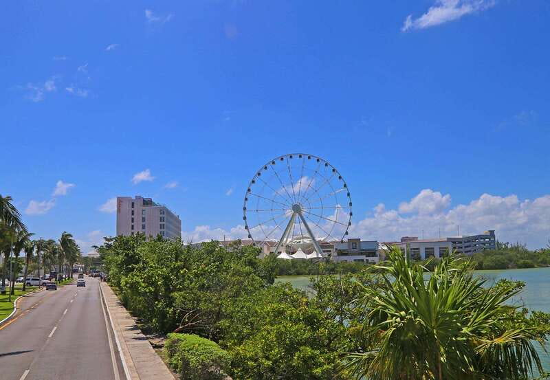 Cancun: Hop-On-Hop-Off Sightseeing Bus Tour - What this Cancun bus tour actually gives you