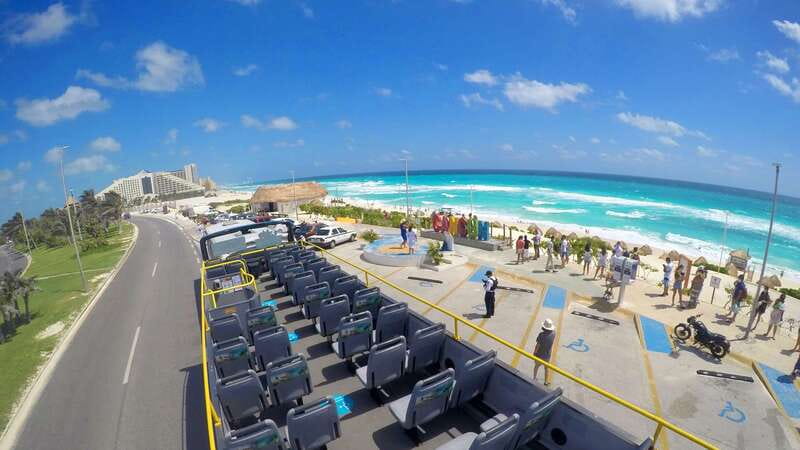 Cancun: Hop-On-Hop-Off Sightseeing Bus Tour - Aquaworld and Puerto Cancun