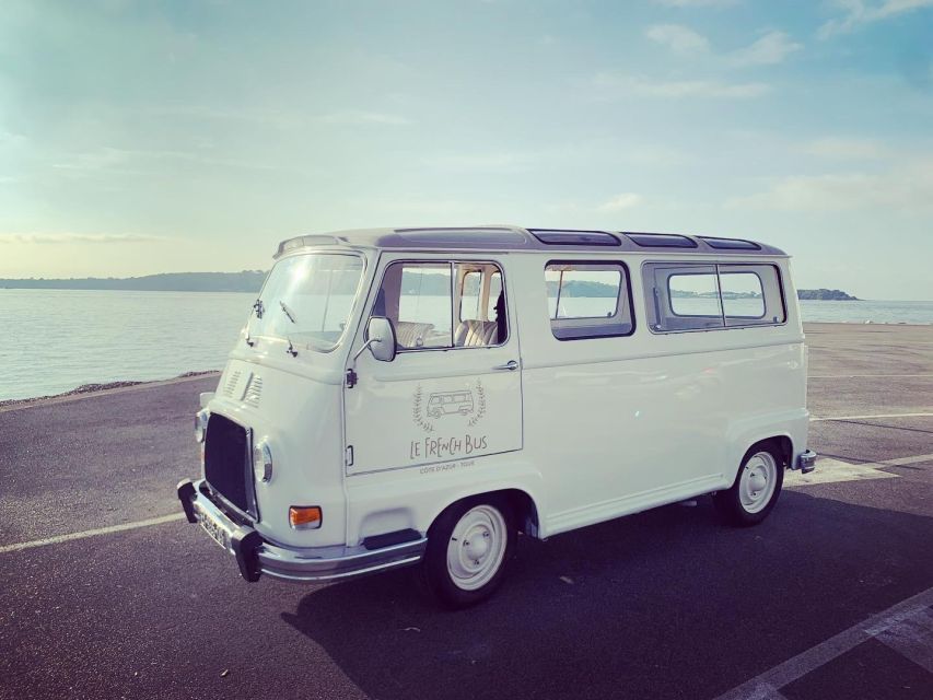 Cannes 2 Hours : Privat City Tour in a French Vintage Bus - Suquet and a pause among older Cannes streets