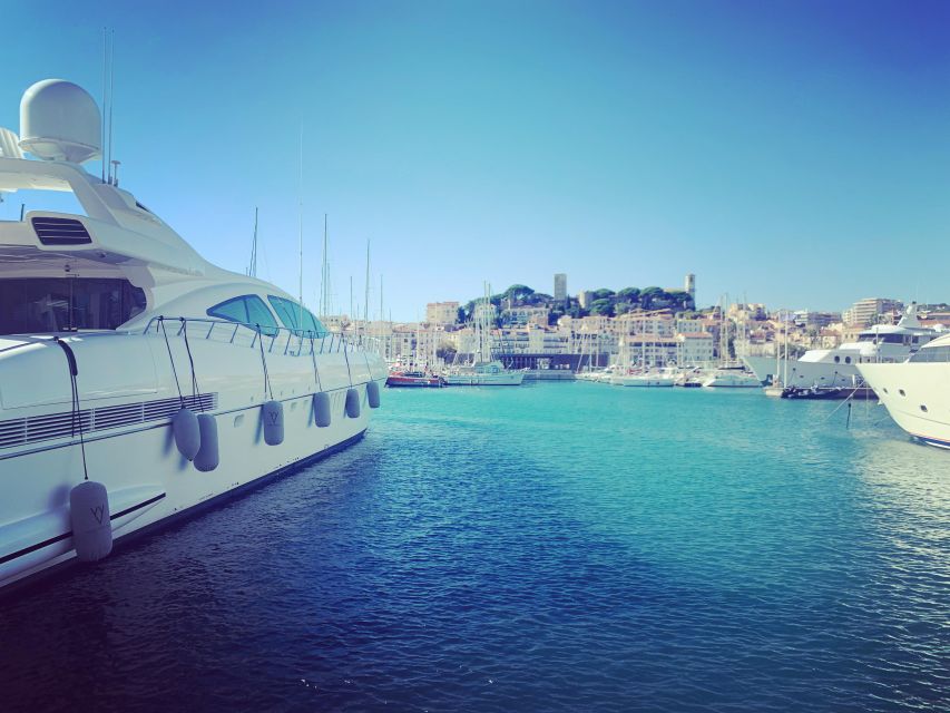 Cannes 2 Hours : Privat City Tour in a French Vintage Bus - Time with the vintage vehicle