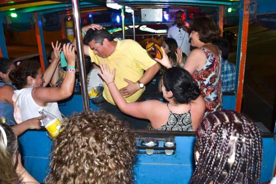 Cartagena: Party Bus Tour In Cartagena - What a $20 Cartagena party bus is really like