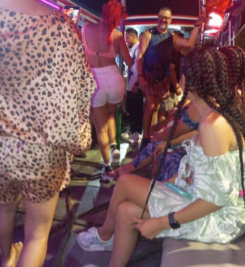 Cartagena: Party on a typical bus crossing the city - What this Cartagena bus tour really is