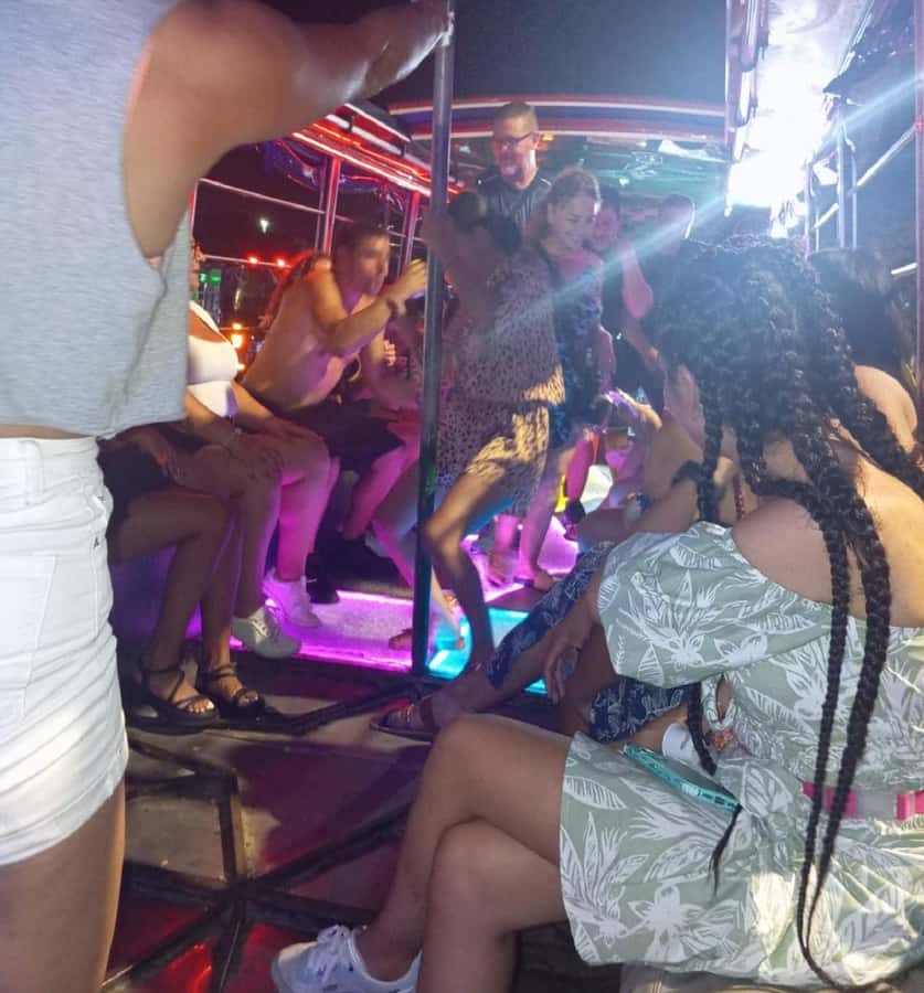 Cartagena: Party on a typical bus crossing the city - Ending near Getsemaní nightlife