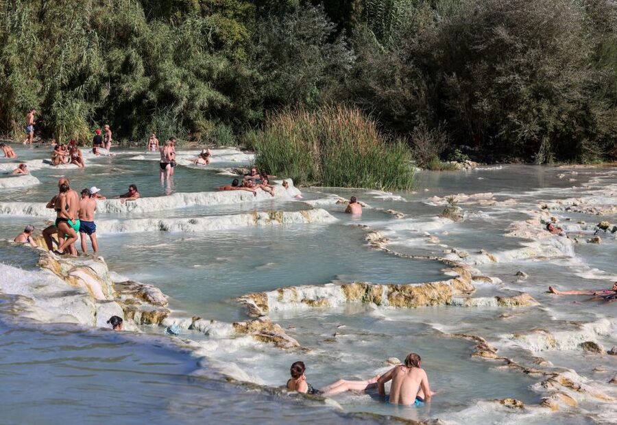 Cascate di Saturnia e Pitigliano in Bus con Guida Ambientale - Why this Maremma pairing works