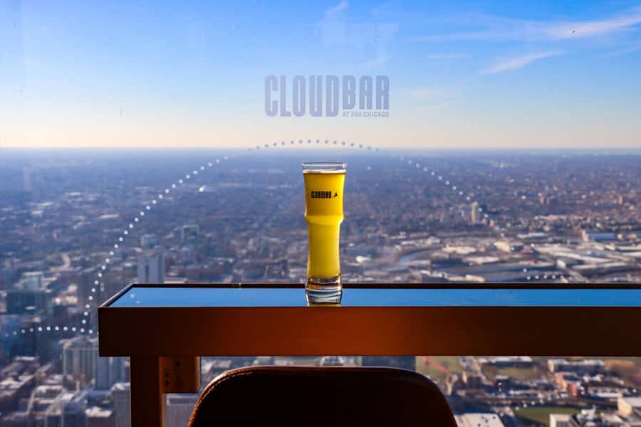 Chicago: 360 CHICAGO & Hop-on Hop-off Bus Tour (Save 20%) - The timing problem you should plan around