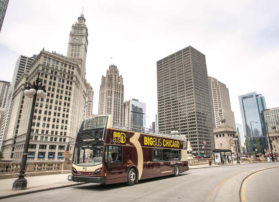 Chicago: Architecture River Tour and Hop-on Hop-off Bus Tour - See the skyline, then choose your own stops