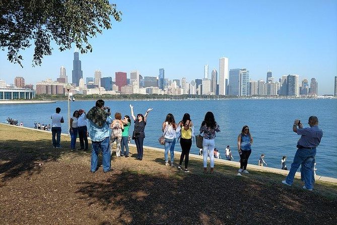 Chicago City Minibus Tour - Gold Coast, nightlife districts, and Chicago’s changing neighborhoods