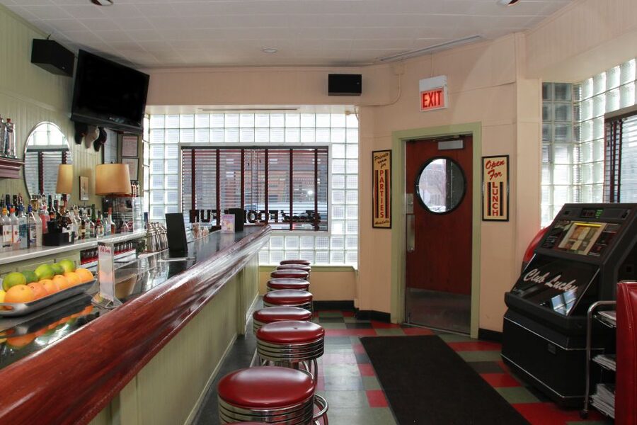 Chicago: Prohibition Speakeasies Bus Tour or Walking Tour - What happens inside the speakeasies