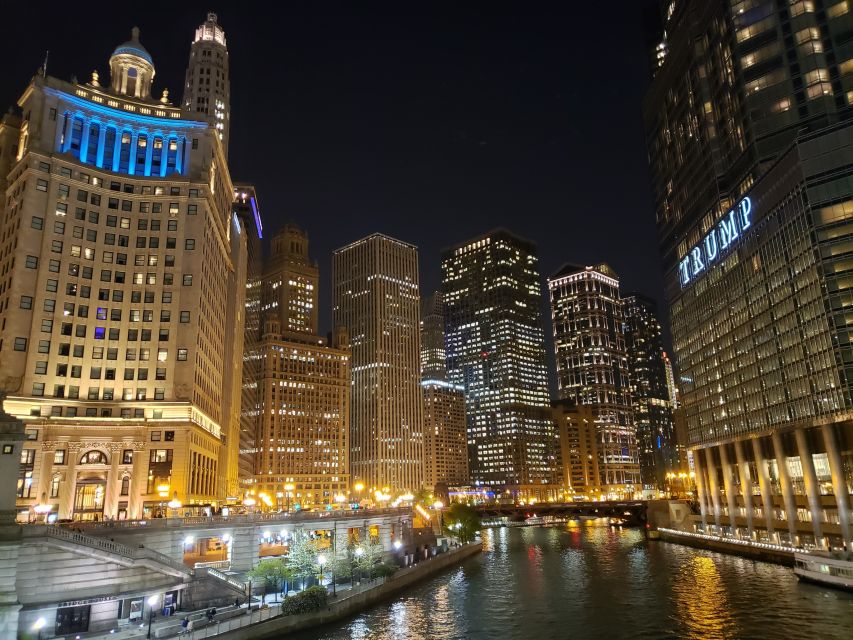 Chicago: Sunset Tour by Open-top Bus with Live Guide - Why Chicago works so well at sunset