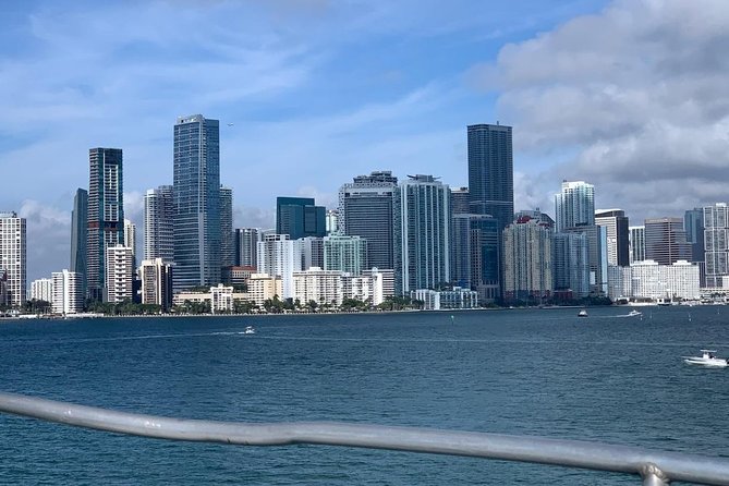 City Half Day Tour of Miami by Bus with Sightseeing Cruise - Biscayne Bay and Star Island