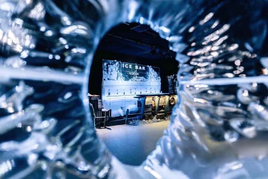 City Sightseeing Berlin: HOHO Bus - All Lines & Icebar - Is $44 good value for Berlin?