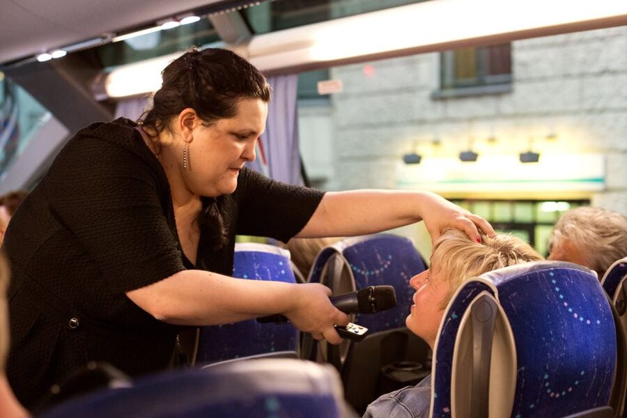 Cologne: 1.5-Hour Comedy Bus Tour - German language changes the experience
