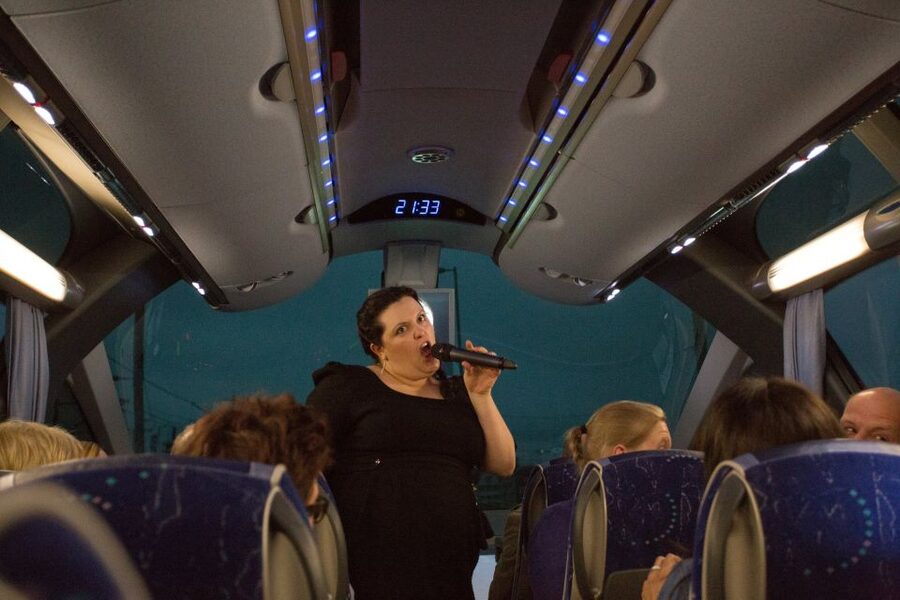 Cologne: 1.5-Hour Comedy Bus Tour - A ride through Cologne’s major sights