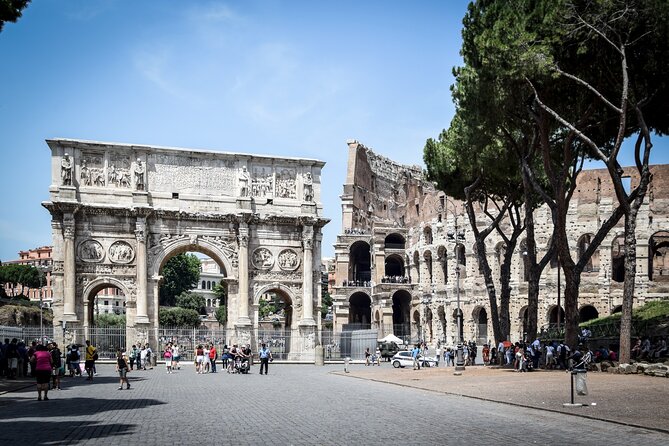 Colosseum Escorted Entrance Combo Pass with Open Bus - Meeting at Colle Oppio Park