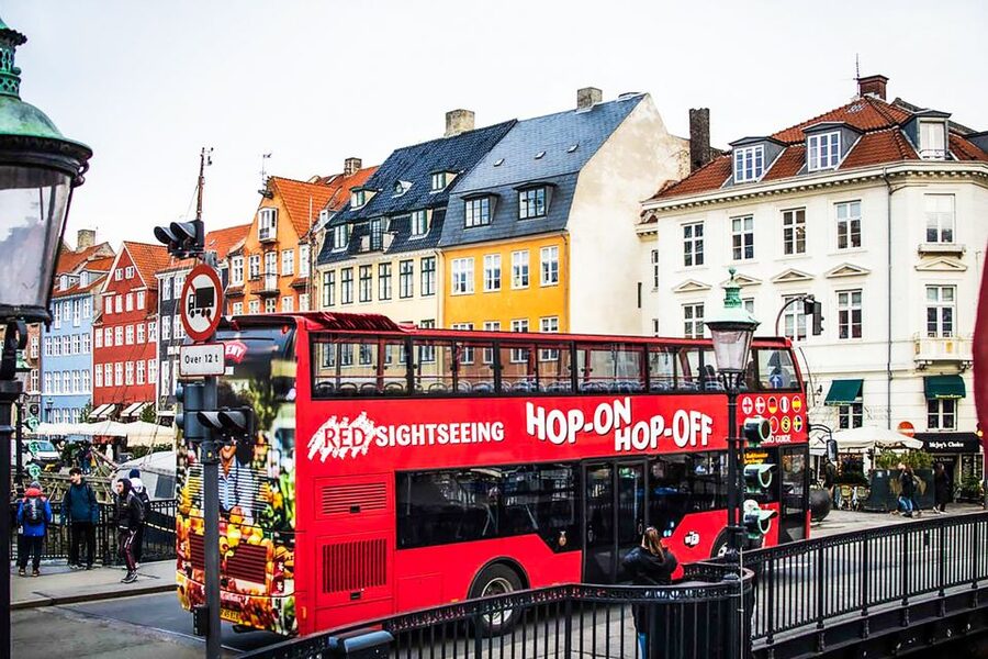 Copenhagen: Hop-On Hop-Off Bus Tour with Boat Tour Option - The one-hour canal cruise is the best extra