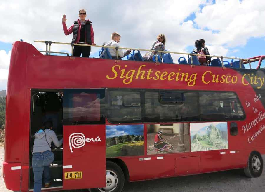 Cusco: Open-Top Bus City Tour - San Cristobal Temple and the Colcampata wall