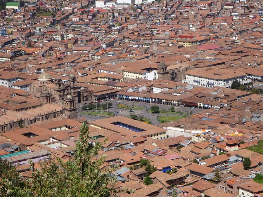 Cusco: Open-Top Bus City Tour - The white Christ statue and Cusco from above