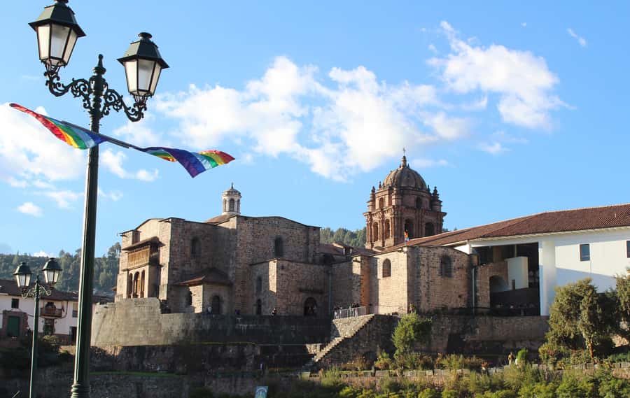 Cusco: Sightseeing Tour of the City on an Open-Top Bus - The Plaza de Armas and the historic center
