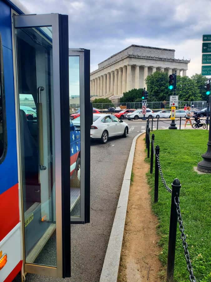 D.C: Monuments & History Guided Open-Air Bus Tour-Day &Night - Franklin Delano Roosevelt Memorial