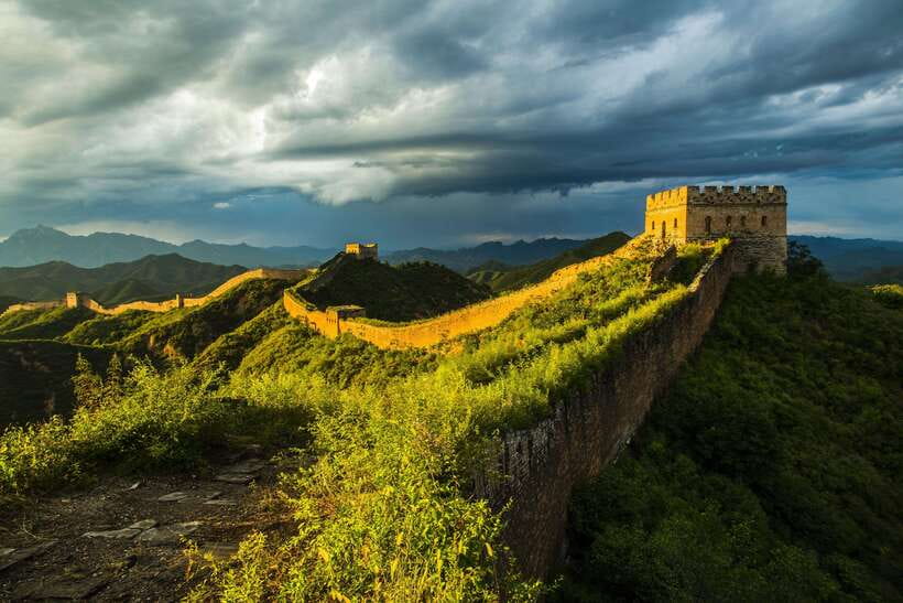 Daily Badaling Great Wall Coach Tour(With Options) - Three hours among watchtowers and steep stone paths