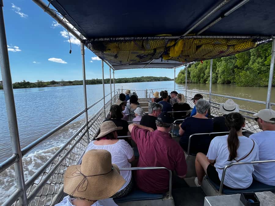 Darwin: The Croc Bus to the Famous Jumping Crocodile Cruise - Leaving Darwin by Croc Bus