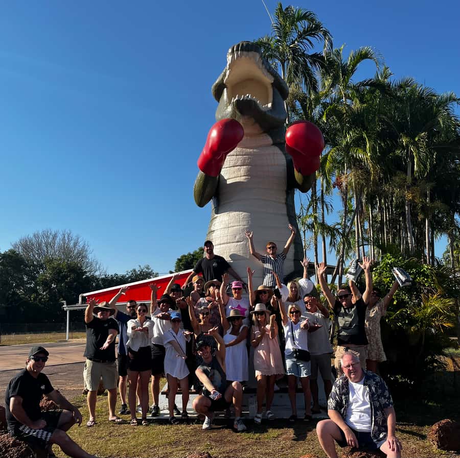 Darwin: The Croc Bus to the Famous Jumping Crocodile Cruise - What the guides add to the crocodile encounter