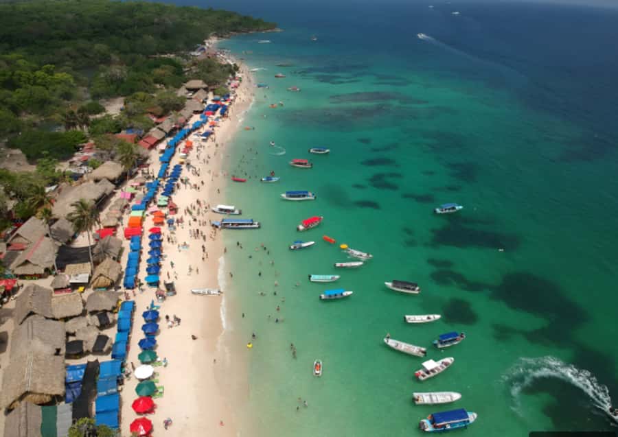 Daytour to Playa Tranquila VIP with Parasols, Lunch by bus! - Playa Tranquila is a beach day with a busy edge