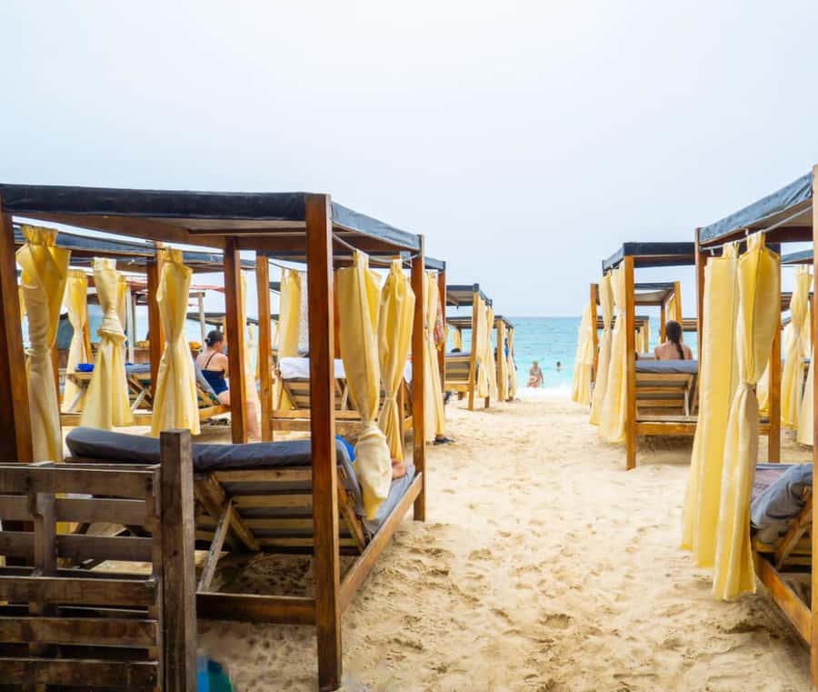 Daytour to Playa Tranquila VIP with Parasols, Lunch by bus! - The one-hour bus ride through Bolívar