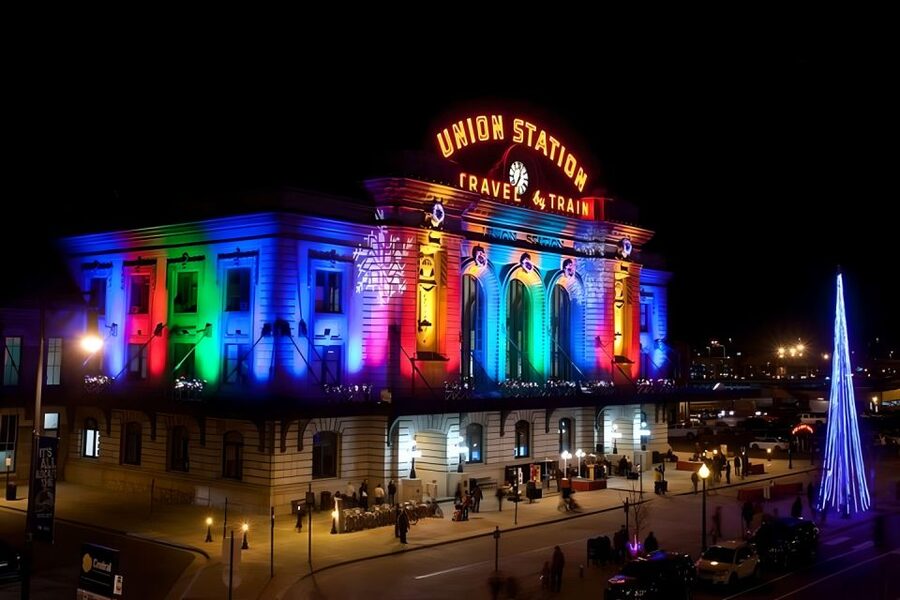 Denver: Holiday Lights & Sights Bus Tour - What this Denver holiday lights tour is really like
