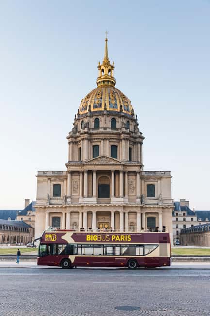 Disneyland Paris: Bus Sightseeing Tour in Paris - The Louvre from the outside or inside