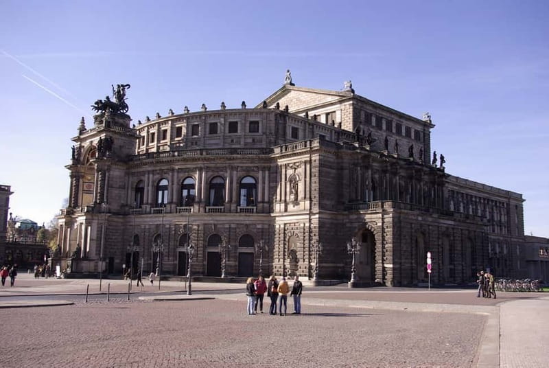 Dresden: 10-Hour-Tour from Berlin by VW-Bus - First views of Dresden from the Elbe