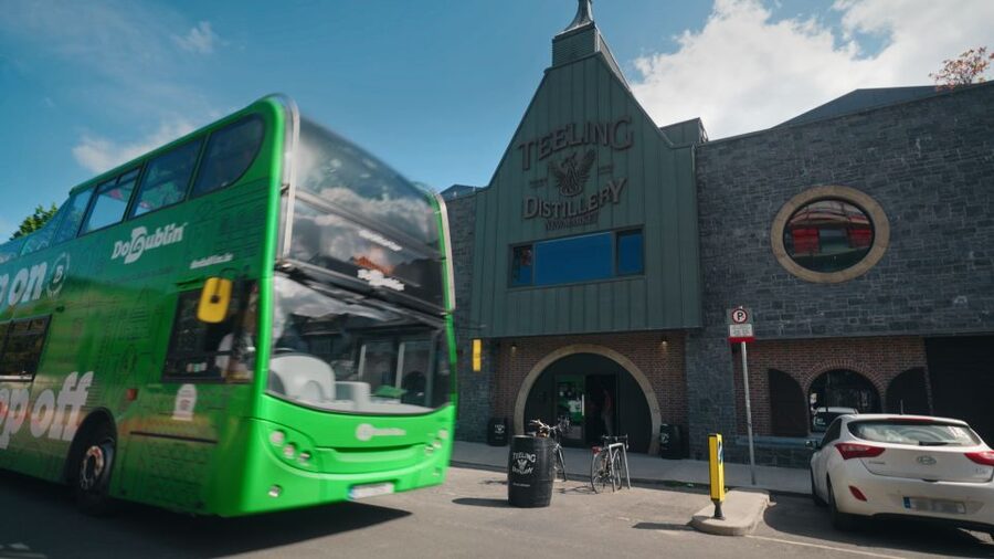 Dublin: Cruise Excursion Hop-On Hop-Off Tour & Rail Ticket - Guinness, whiskey, and Dublin’s working past