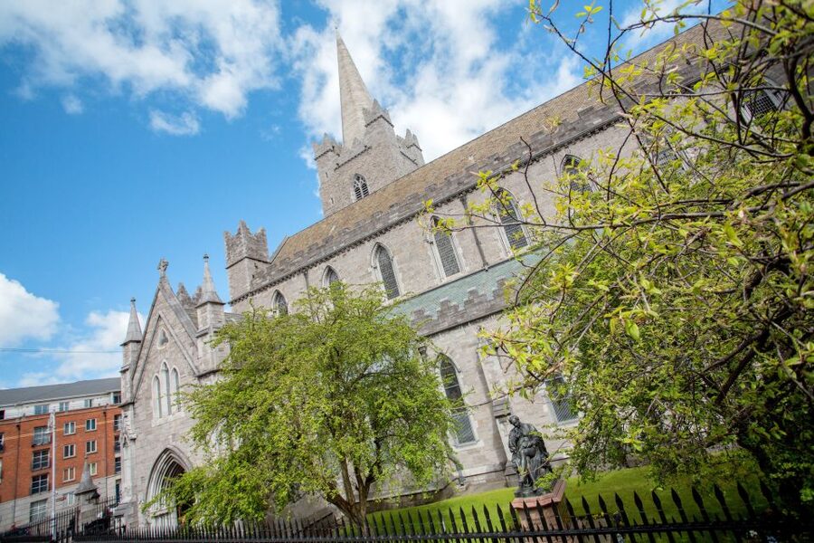 Dublin: Hop-on Hop-off Bus Tour - Kilmainham Gaol and the Irish Museum of Modern Art
