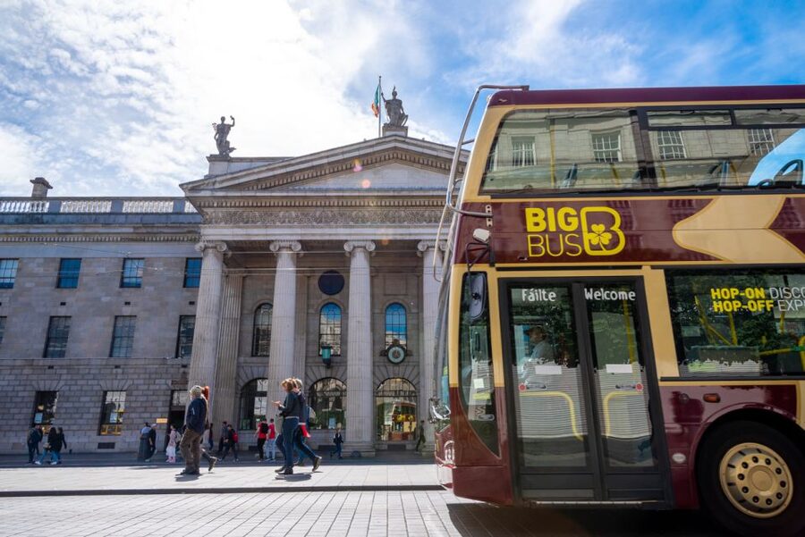 Dublin: Jameson Whiskey Distillery & Hop-on Hop-off Bus Tour - The route from O’Connell Street to Dublin’s center