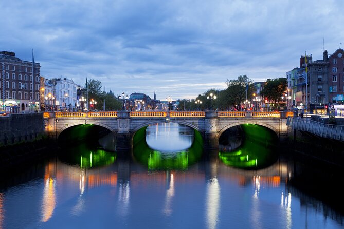 Dublin Live Guided Panoramic Open-Top Night Bus Tour - The live guide and the audio problem