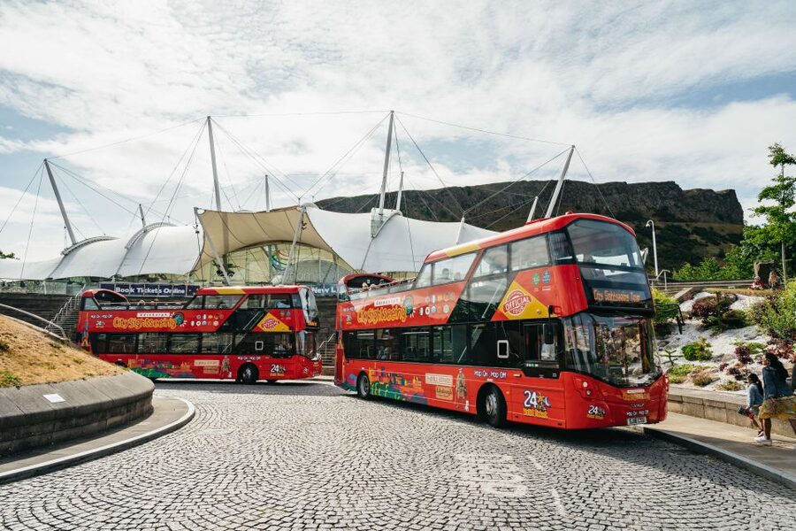 Edinburgh: City Sightseeing Hop-On Hop-Off Bus Tour - Why this bus works well in hilly Edinburgh