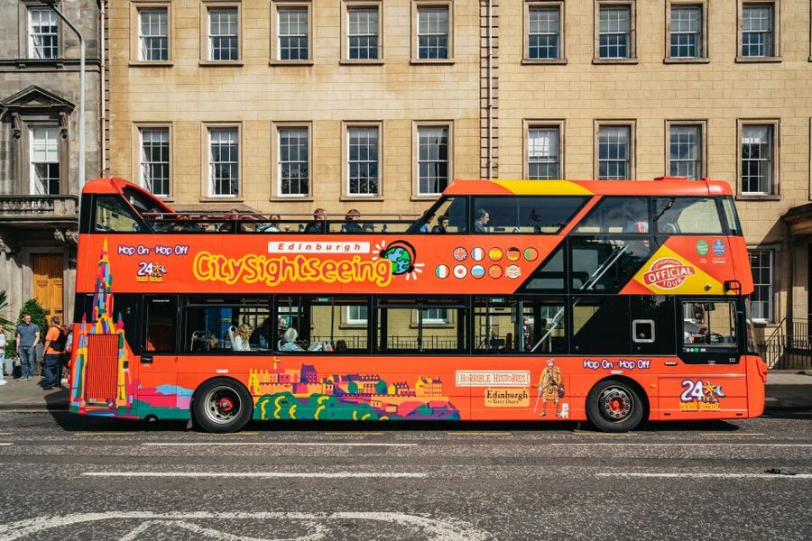 Edinburgh: City Sightseeing Hop-On Hop-Off Bus Tour - Grassmarket and Castle Rock