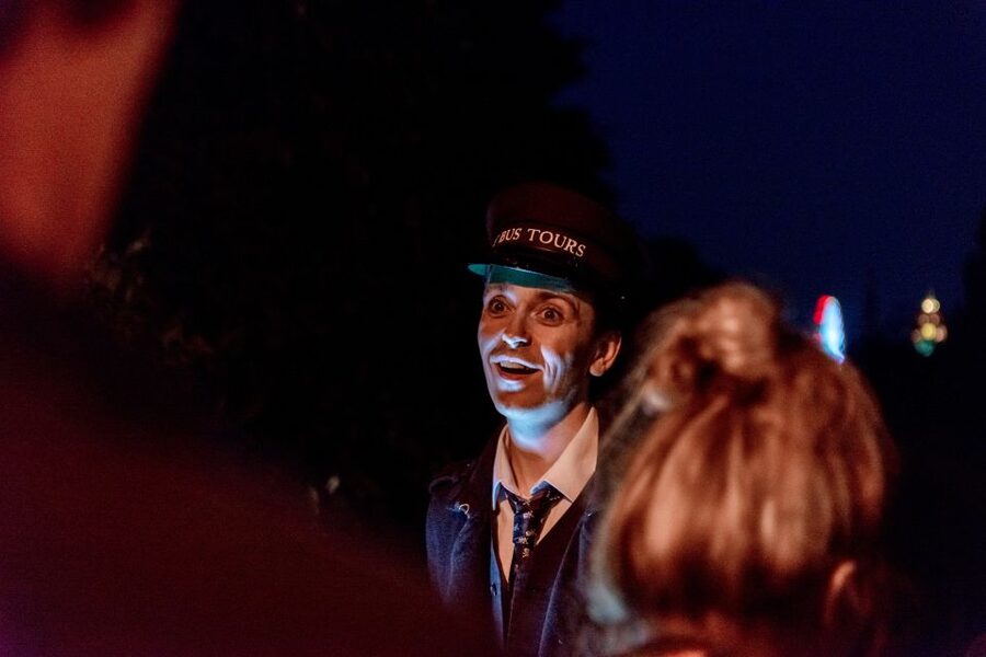 Edinburgh: Comedy Horror Ghost Bus Tour - Grave robbers, Burke and Hare, and the city’s darker stories