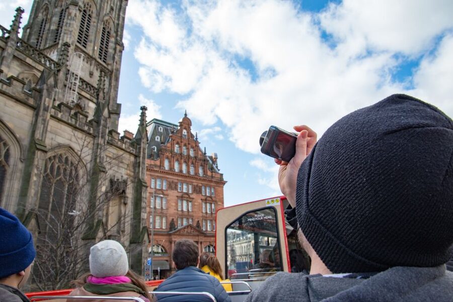 Edinburgh: Hop-On Hop-Off Bus Pass with 3 City Tours - The Majestic Tour: gardens, Leith, and Britannia
