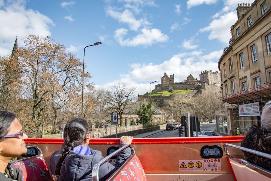 Edinburgh: Hop-On Hop-Off Bus Pass with 3 City Tours - Why the 48-hour pass can be the better buy