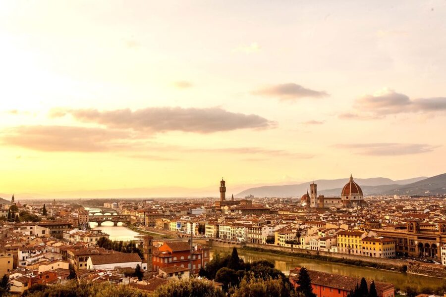 Florence: Hop-on Hop-off Bus Tour: 24, 48 or 72-Hour Ticket - Why this bus works well in Florence