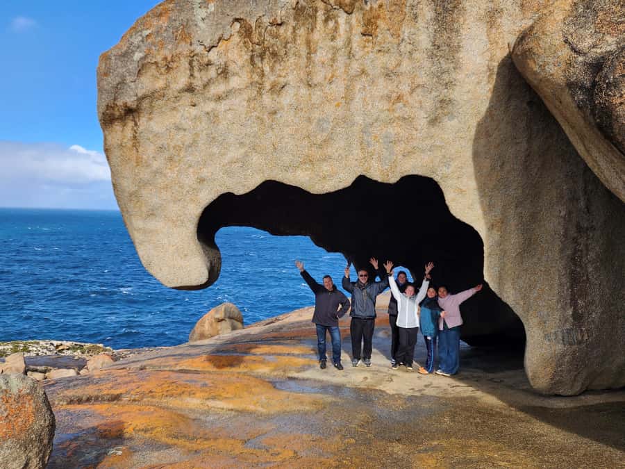 From Adelaide: Premium 2-Day Kangaroo Island Minibus Tour - Cape Willoughby, wine, and eucalyptus oil